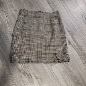 Garage As-If Skirt